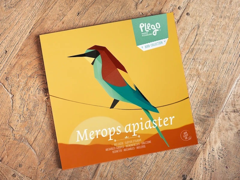 Bee-eater Paper Model