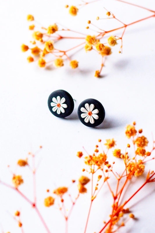 Mini Daisy Stud Earring